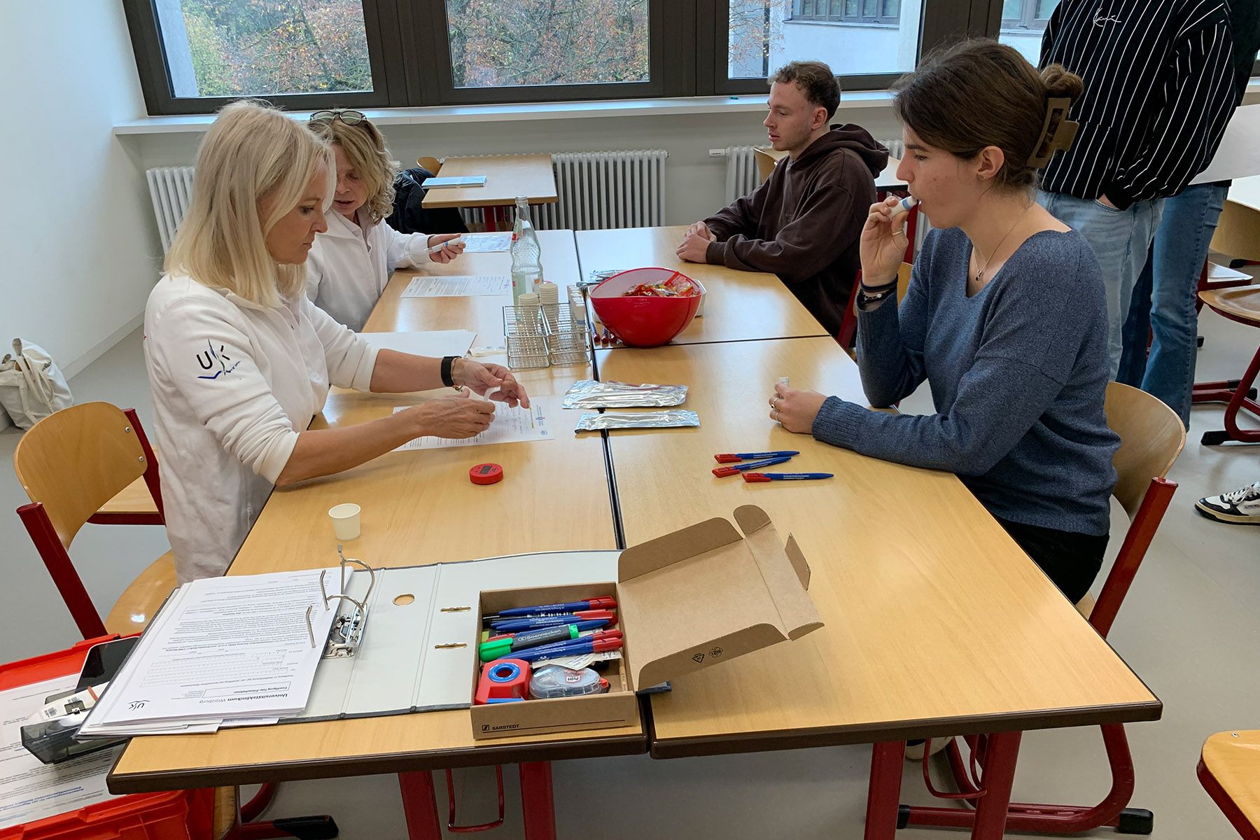 Stammzellentypisierung im Klassenzimmer der 12. Jahrgangsstufe des EGM