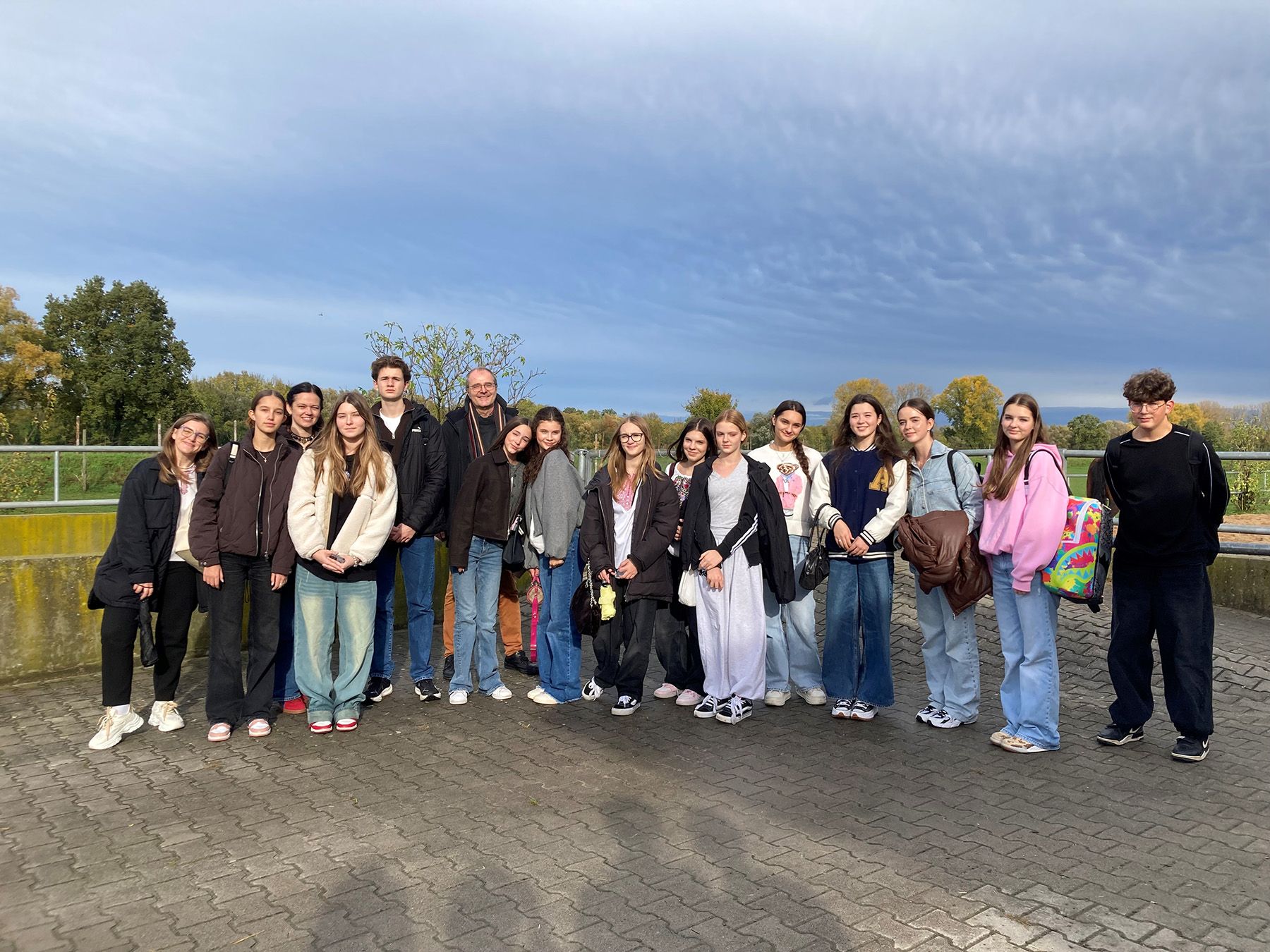 Gruppenfoto der Besuchsgruppe aus der Ukraine